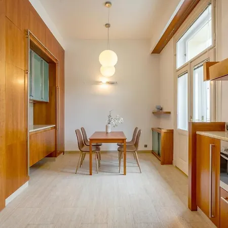 Apartment Bright Oldtown 2bdr *