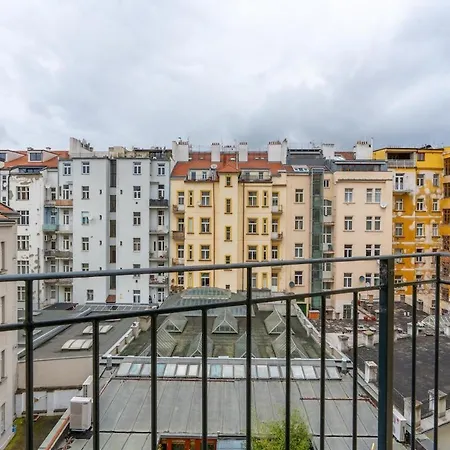 Apartment Bright Oldtown 2bdr