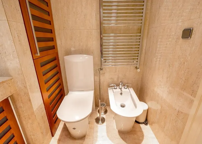 Bright Oldtown 2bdr Apartman