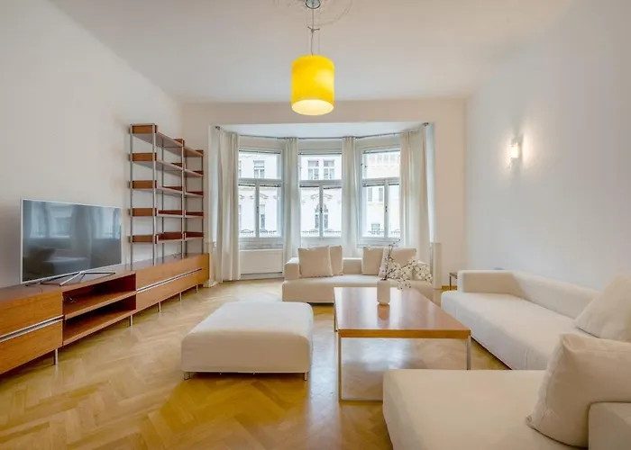 Apartman Bright Oldtown 2bdr